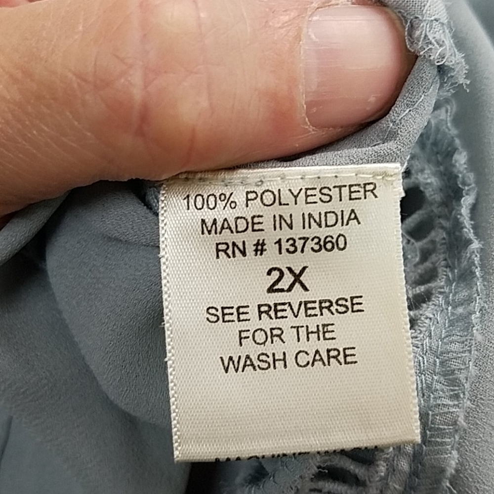 Off the Shoulder Gray Top 2X - Picture 5 of 6